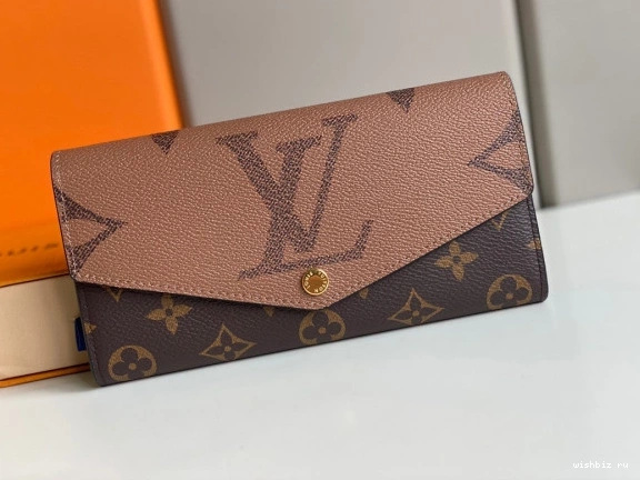 WIS VUITTON WALLET SARAH LOUIS 1122
